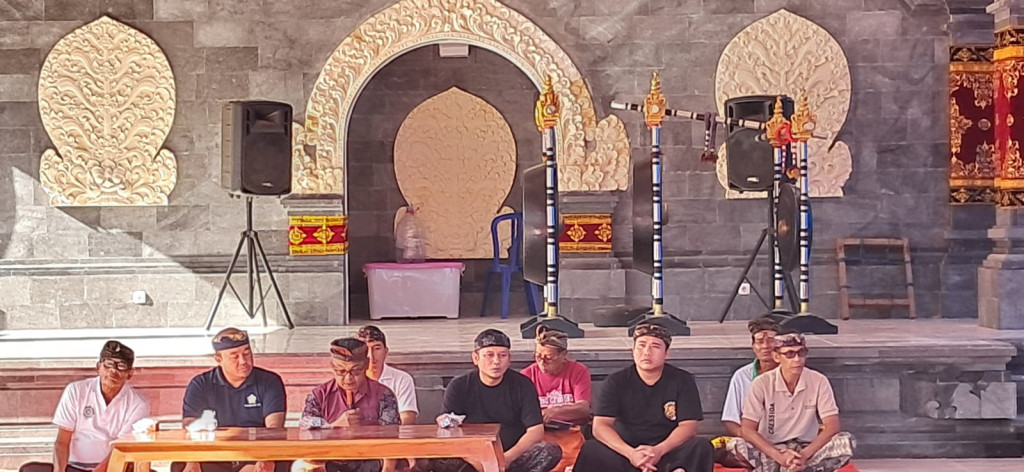 PEMERINTAH DESA PANGSAN MENGADAKAN SOSIALISASI KEGIATAN PEMBANGUNAN KEPADA MASYARAKAT BANJAR KASIANAN DESA PANGSAN